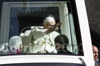 <p>Papa Benedetto XVI</p>