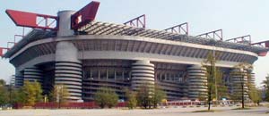 <br />Lo stadio Meazza a Milano