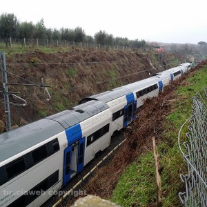 Il treno deragliato a Tobia – Foto inviata da Andrea Baccello
