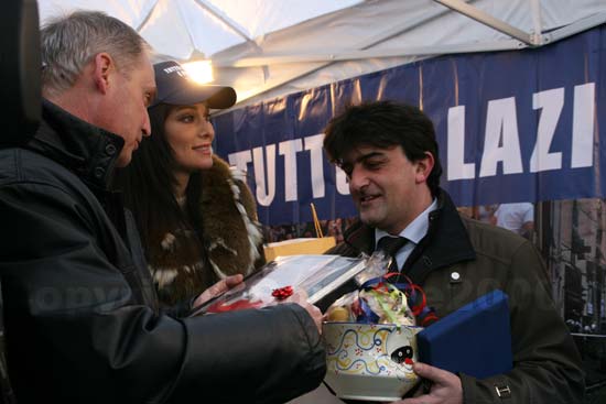 Carnevale - Manuela Arcuri a Ronciglione