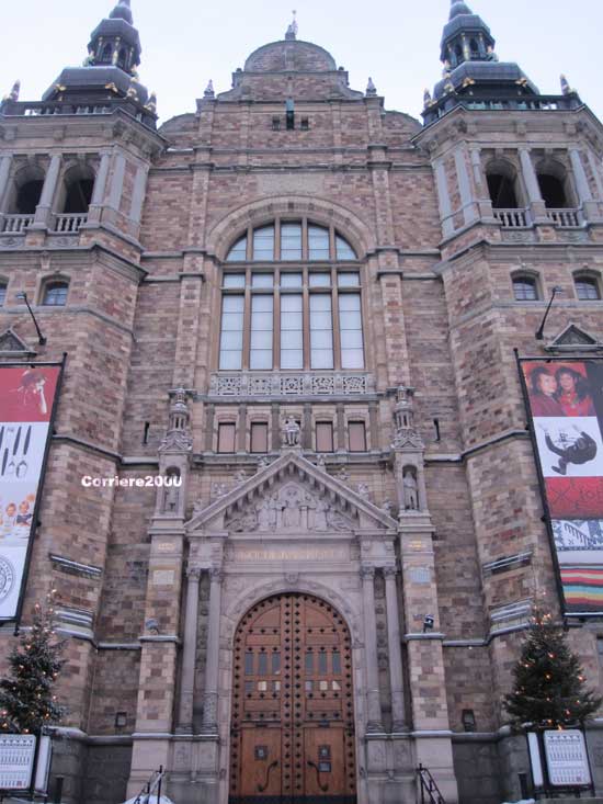 Il sontuoso ingresso del Nordiska Museet