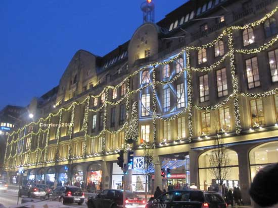 Il centro di Stoccolma illuminato