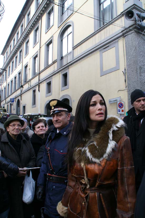 Manuela in piazza con i ronciglionesi