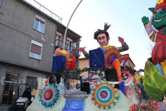 Il carro di Marco Mengoni