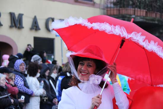 Una Mary Poppins sorridente