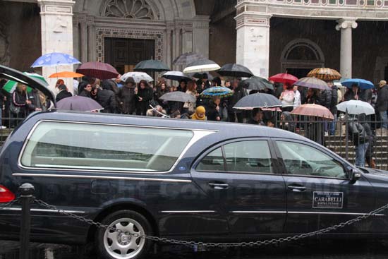 La cerimonia è finita