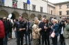 I sostenitori di Meroi in piazza del Comune