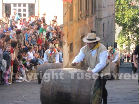 Il palio delle botti a Pianoscarano (Viterbo)