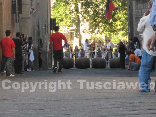 Il palio delle botti a Pianoscarano (Viterbo)