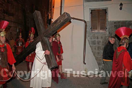 Il Cristo che porta la croce
