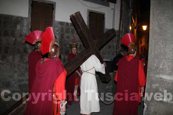 Il Cristo che porta la croce
