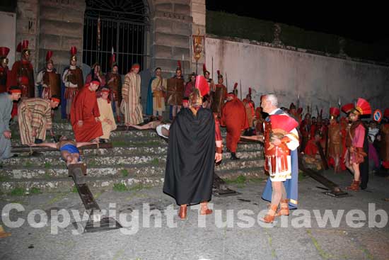 La crocifissione