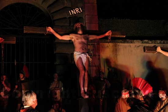 Il Cristo crocifisso