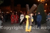 Il cireneo porta la croce