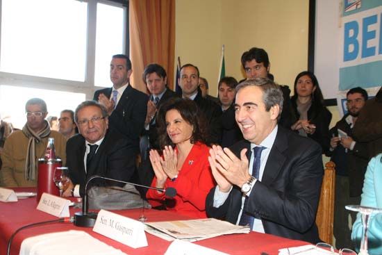 Gasparri e Laura Allegrini