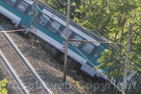 Il treno deragliato