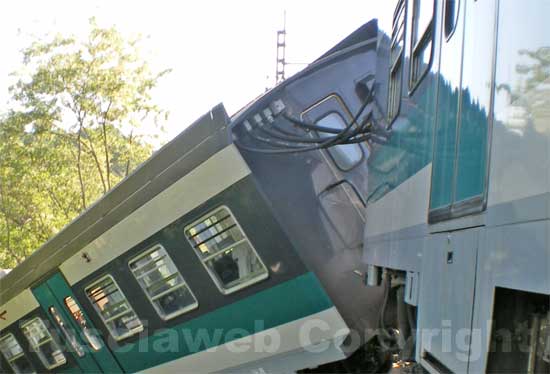 Il treno deragliato