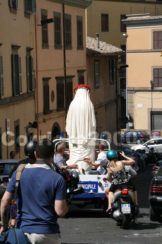 149  - Benedizione della statua della santa- Trasporto