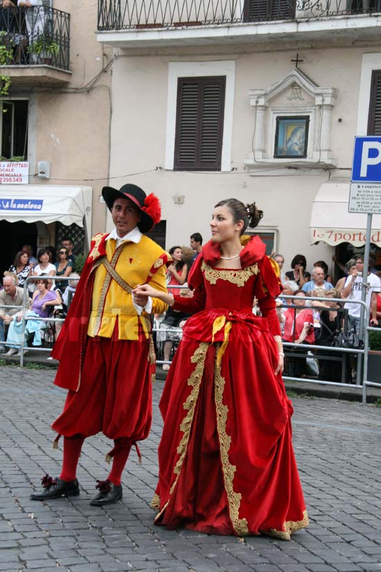 152 Corteo storico a Ronciglione per le corse a vuoto