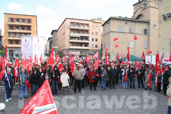 Cgil in piazza